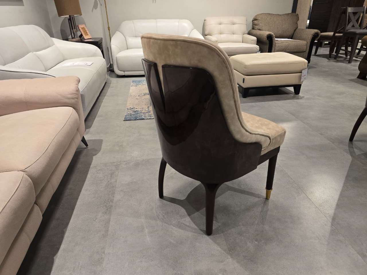 DELHI SAMPLE(5) - DINING CHAIR - OUTLET