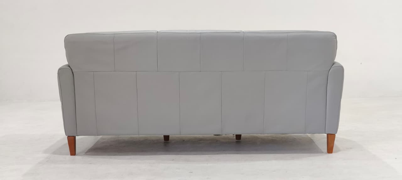 C131-064-A0D3(1) - 3 SEATER - BLR WH