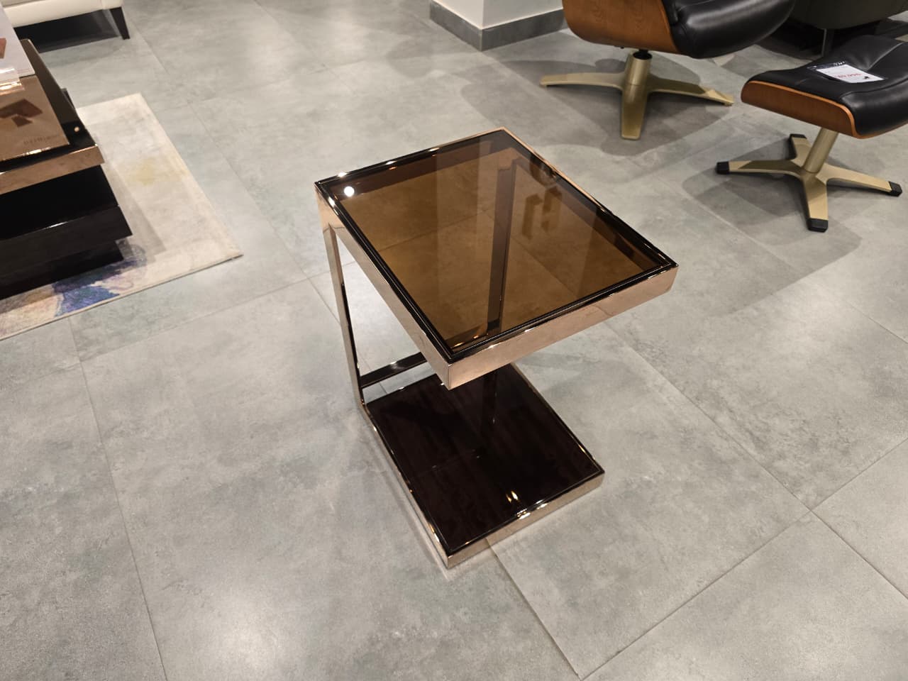 336TL2(2) - SIDE TABLE - OUTLET