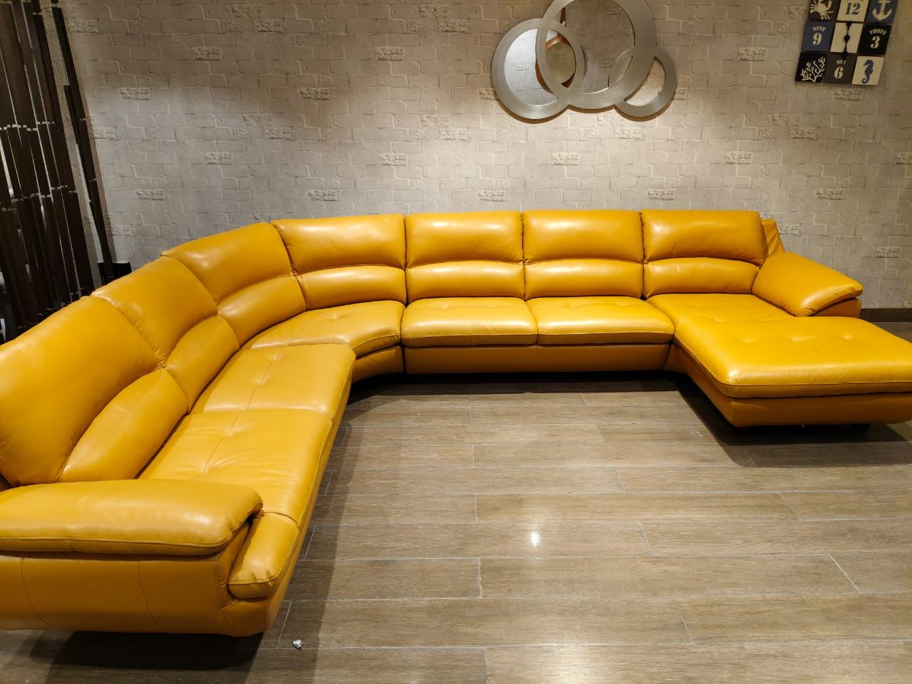 1235 - 5 SEATER+CHAISE - WFD