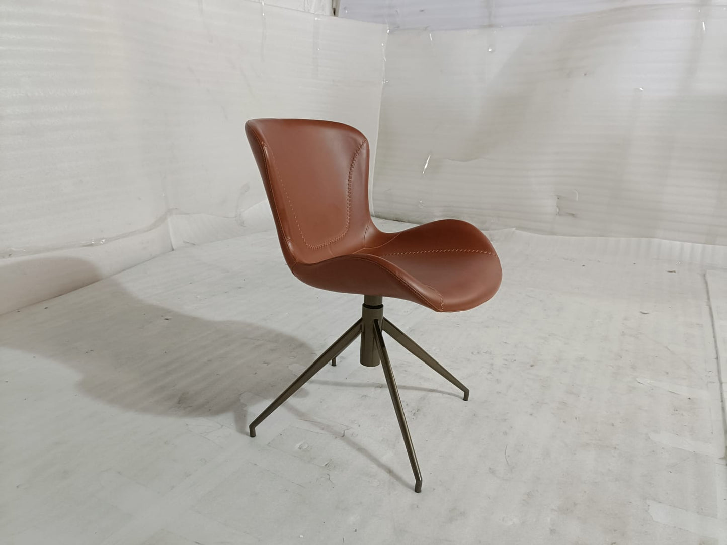 L21009(1) - DINING CHAIR - BLR WH