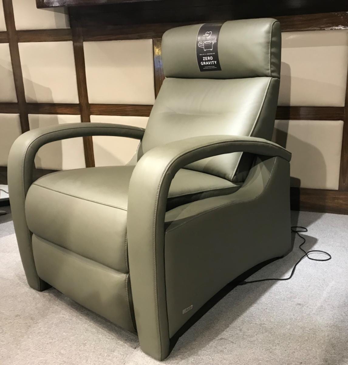 AW2312C - 1 SEATER RECLINER(ELECTRIC) - BTM