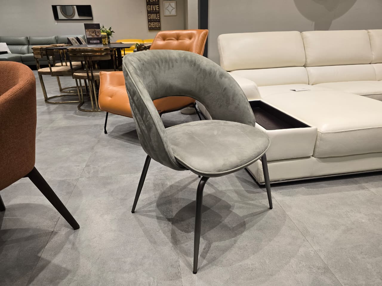 BCY531(4) - DINING CHAIR - OUTLET