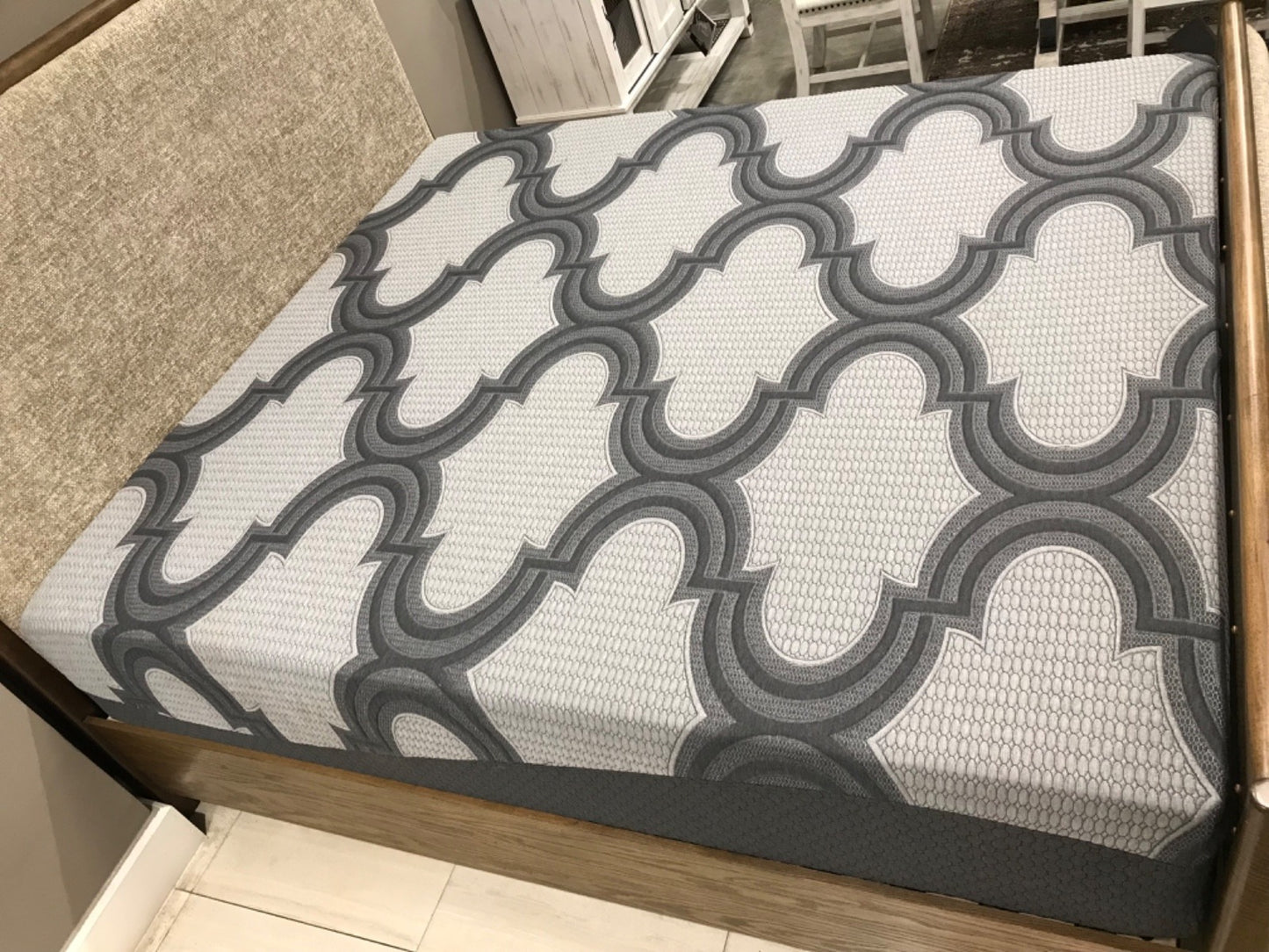 M62841W2 - KING MATTRESS - MUM