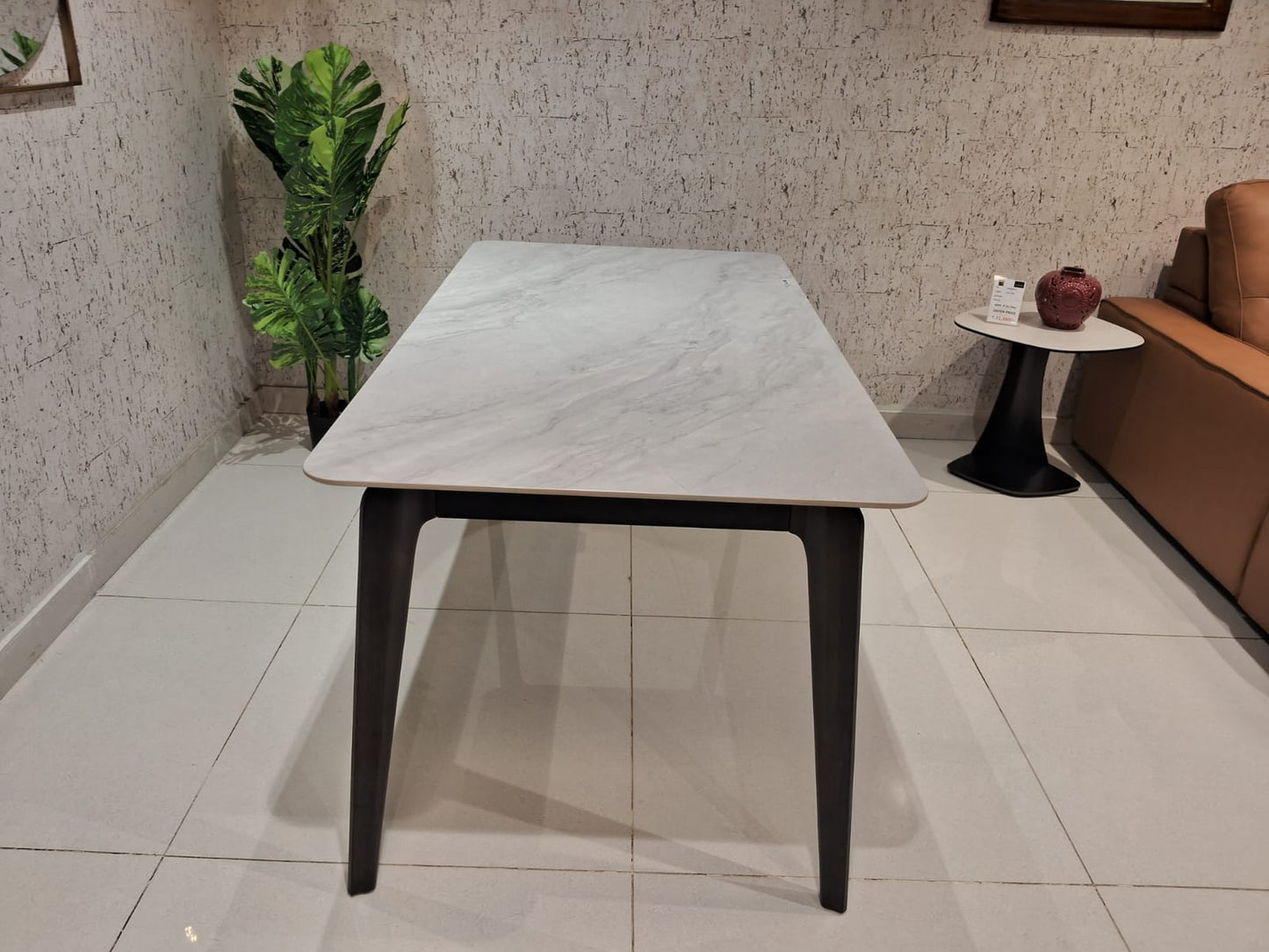 PT3211T-1 - DINING TABLE - BH