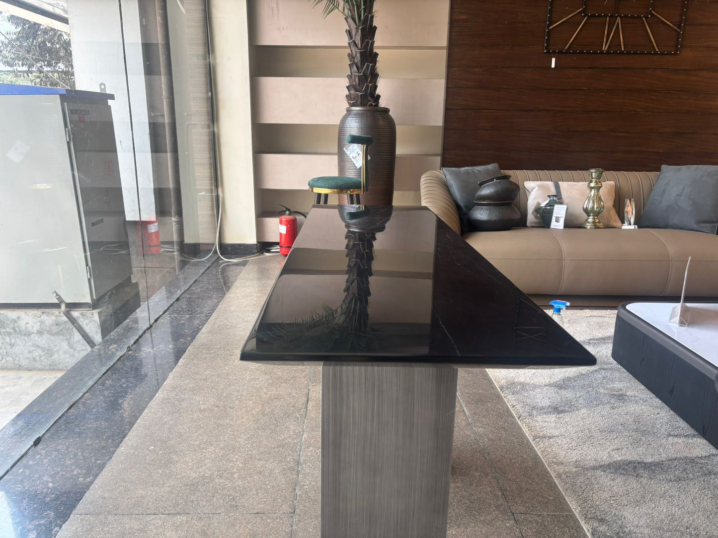 DT896-1 - CONSOLE TABLE - WFD