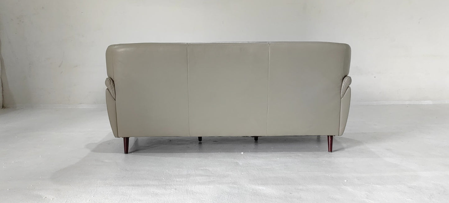 5371(2) - 3 SEATER - BLR WH