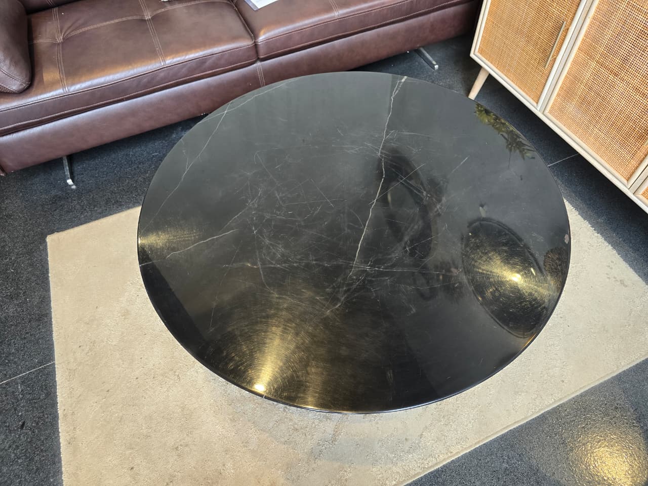 CT-2274 - COFFEE TABLE - OUTLET