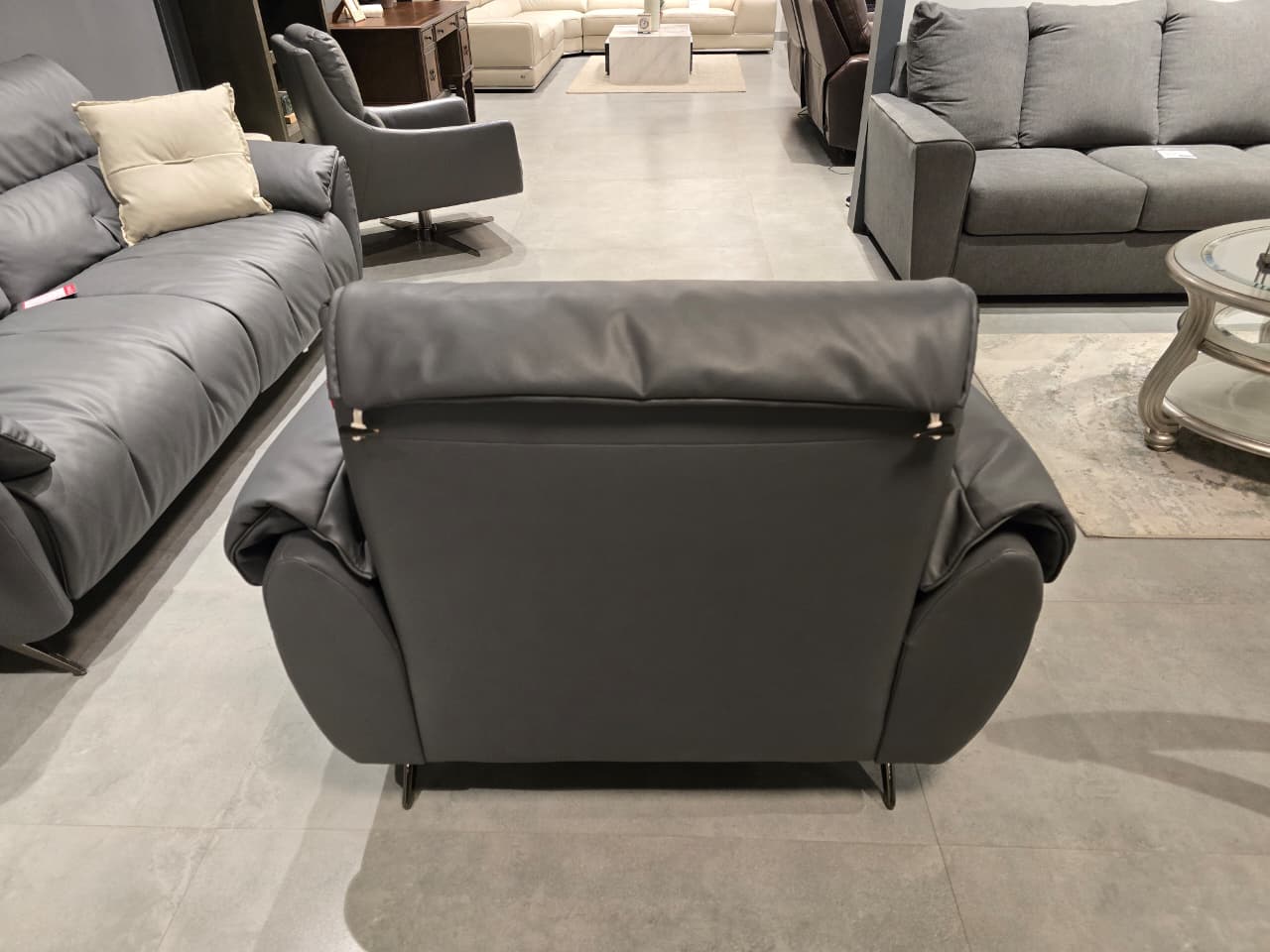 BY.760 - 1.5 SEATER - OUTLET