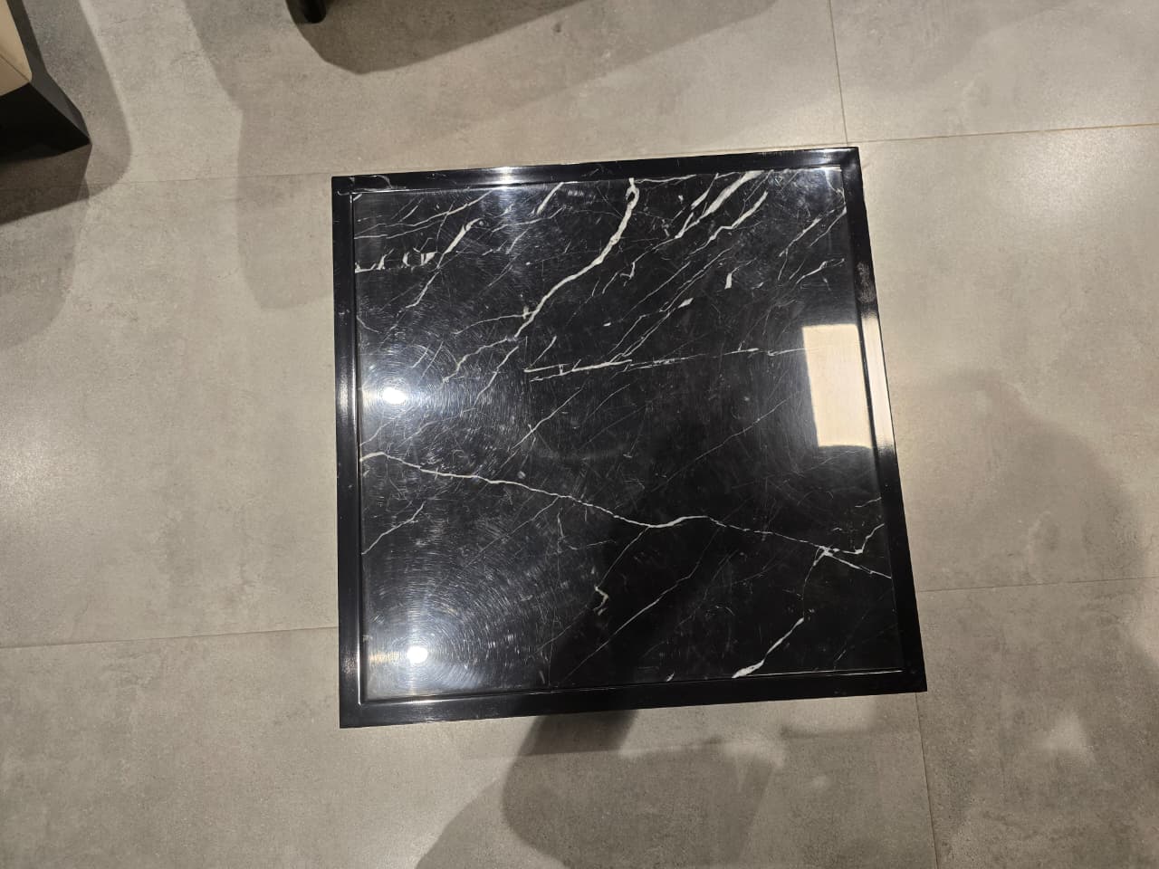PT6116TD - SIDE TABLE - OUTLET