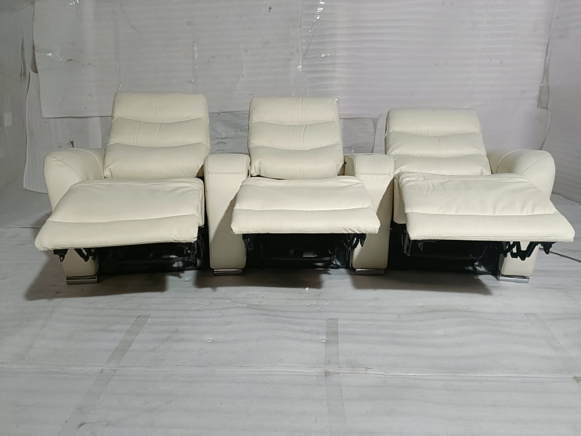 3366 - 3 SEATER HOMETHEATER - HYD WH