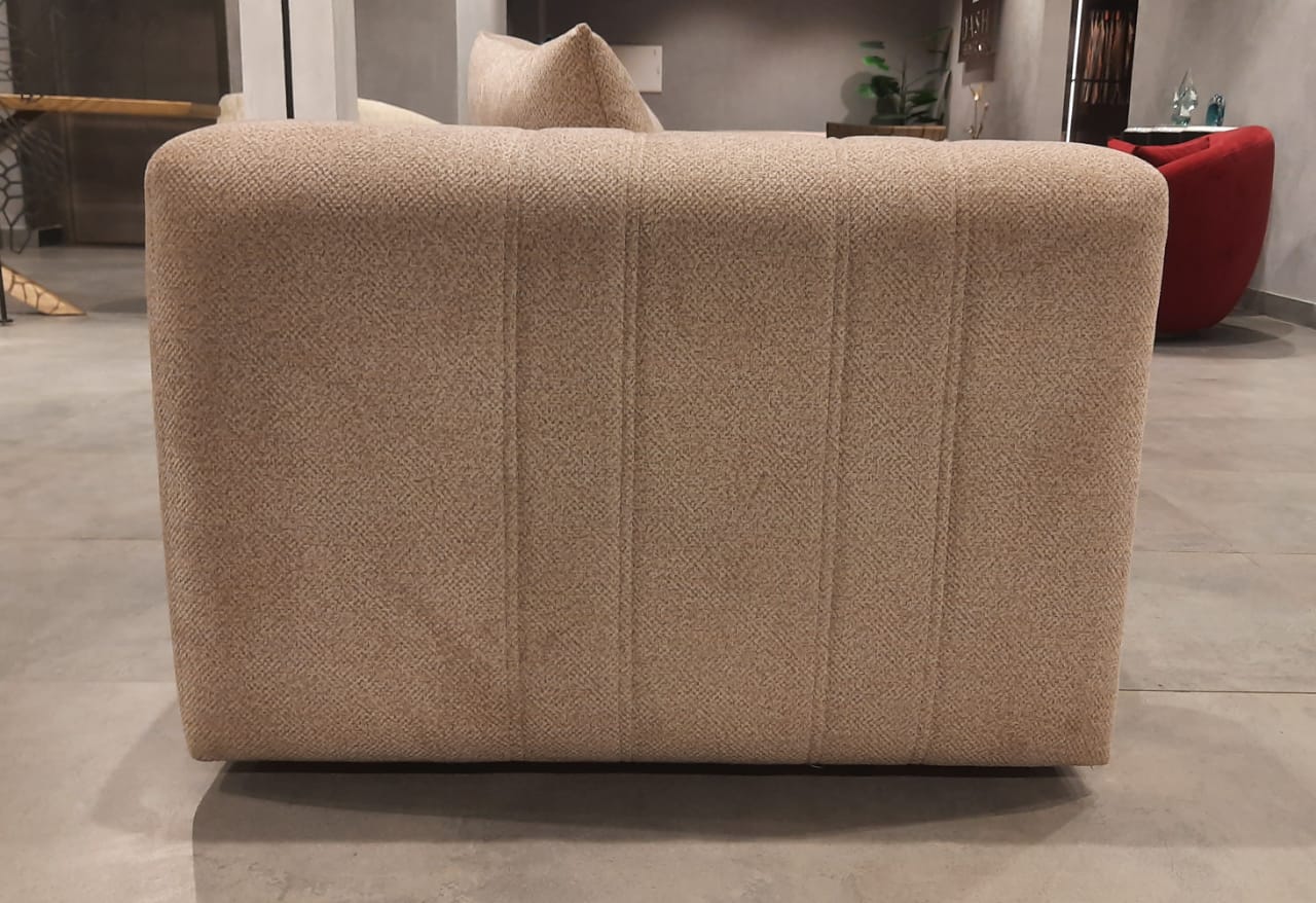 SOFA(1) - 3 SEATER - IND DASH(BESPOKE) (S55064- 15-03-2026 - Vandana Dekadoloi - IND)