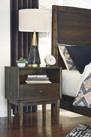 B513-91(2) - NIGHT STAND - BLR WH