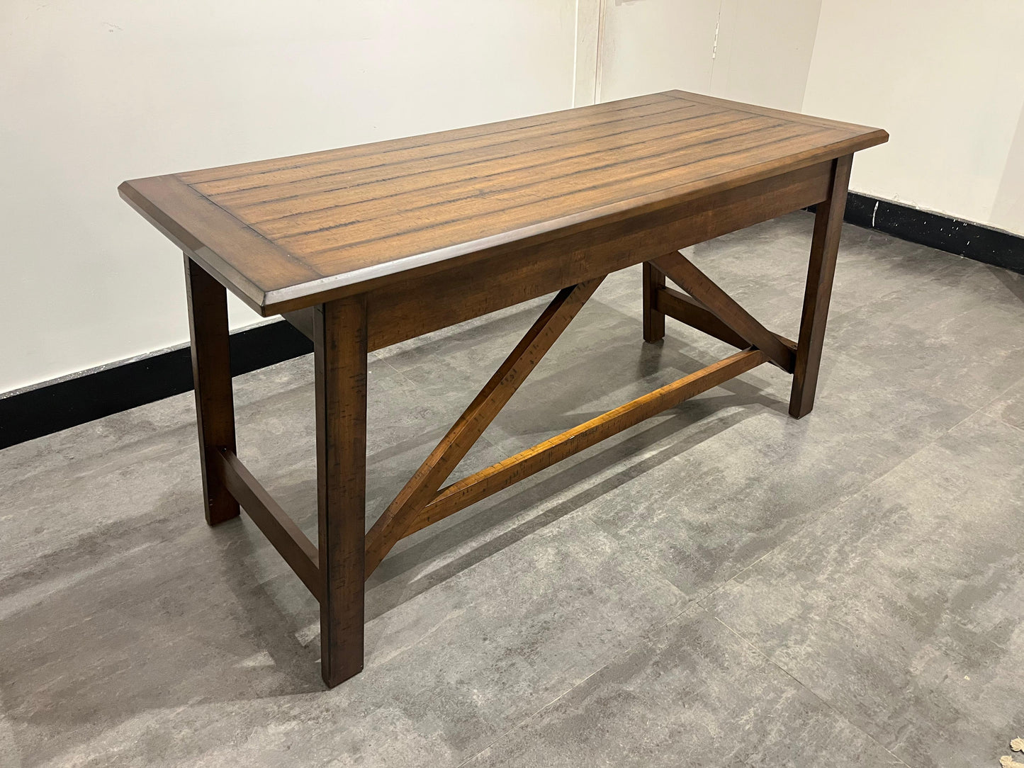 H675-44 - DESK - NAR