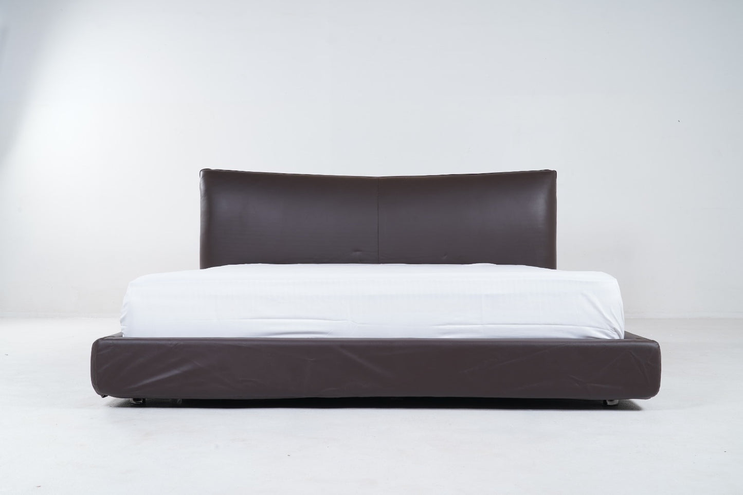 A2090(3) - KING BED - BLR WH