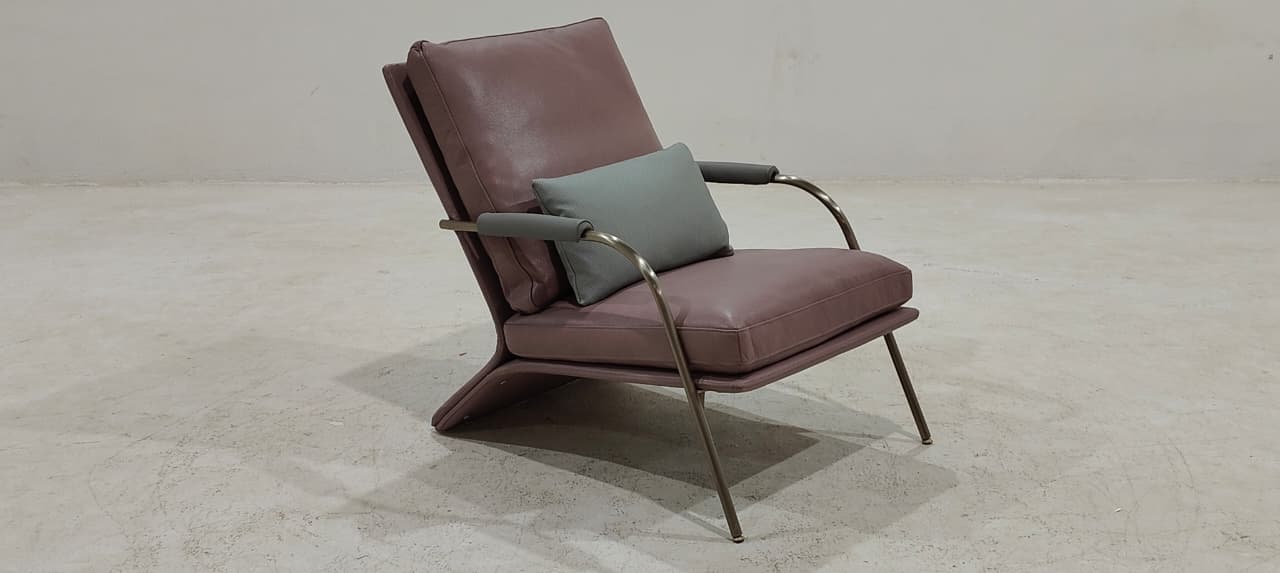 A9613(4) - ACCENT CHAIR - BLR WH