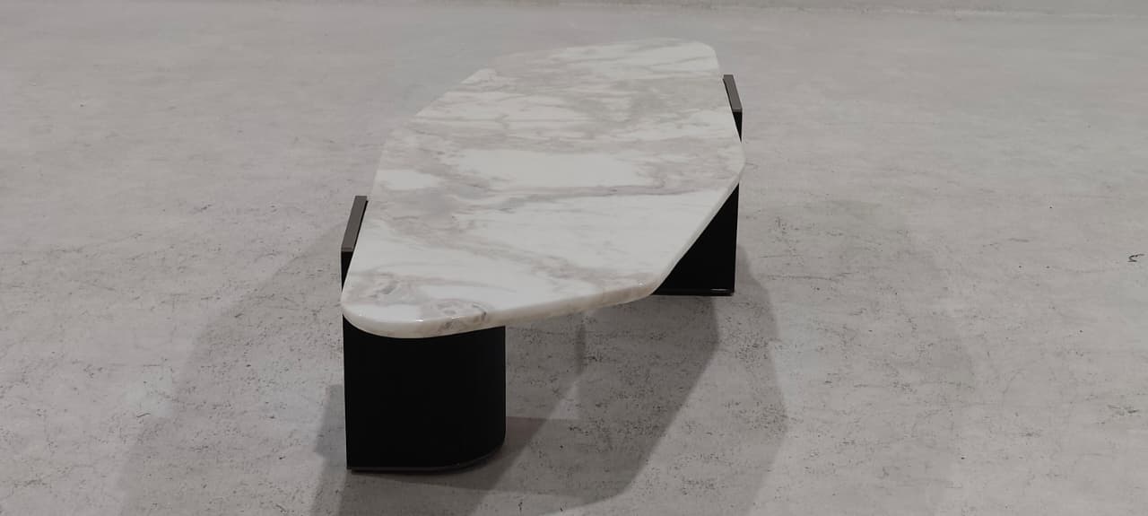 CL9033CT - COFFEE TABLE - OUTLET