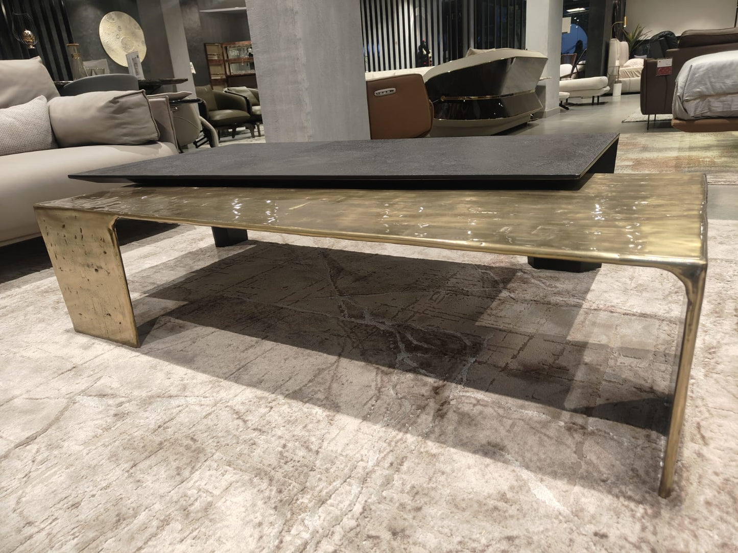 TT946 - COFFEE TABLE - IND