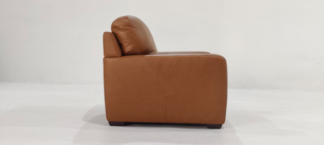 C241-003-A0(2) - ARM CHAIR - BLR WH