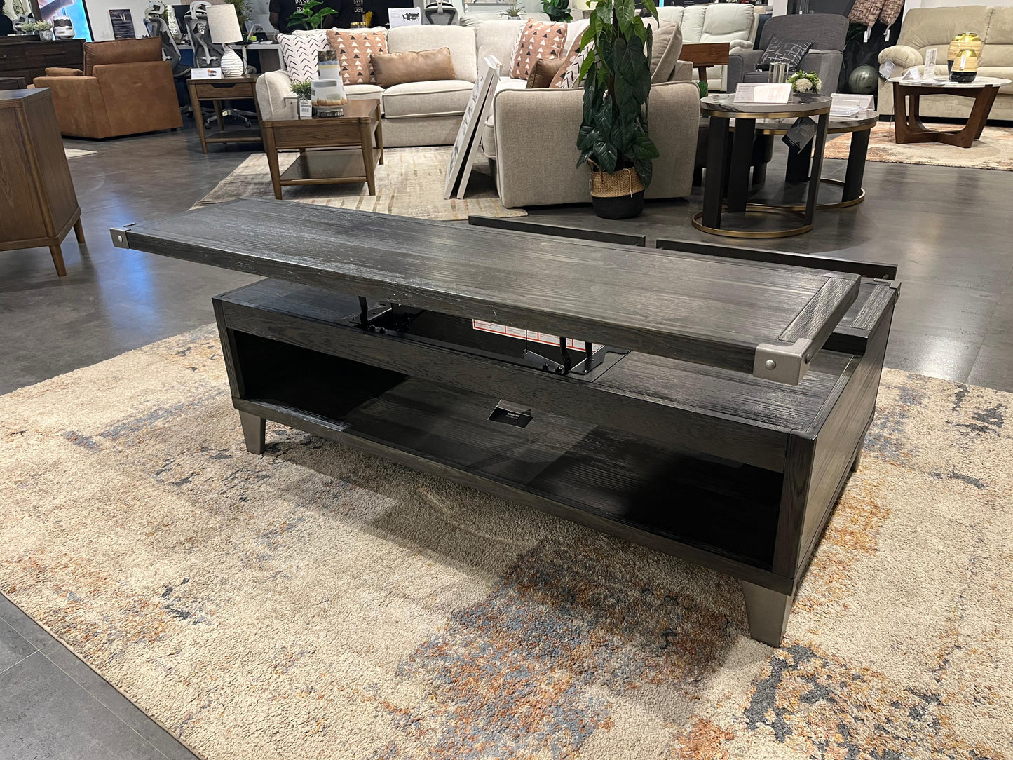 T901-9 - CENTRE TABLE - NAR