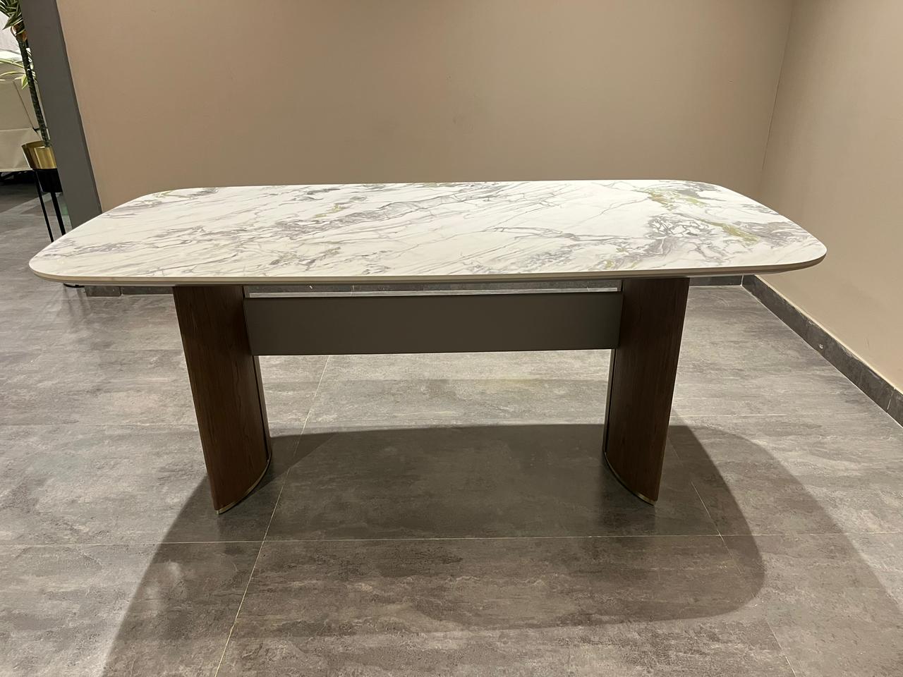 PT3018T-1 - DINING TABLE - NAR