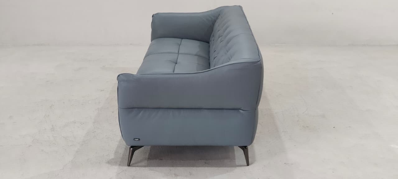 KF.150 - 3 SEATER - BLR WH