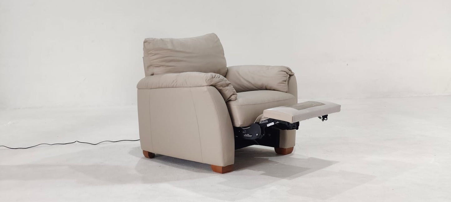 B693-154-A0(2) - 1 SEATER RECLINER(ELECTRIC) - BLR WH