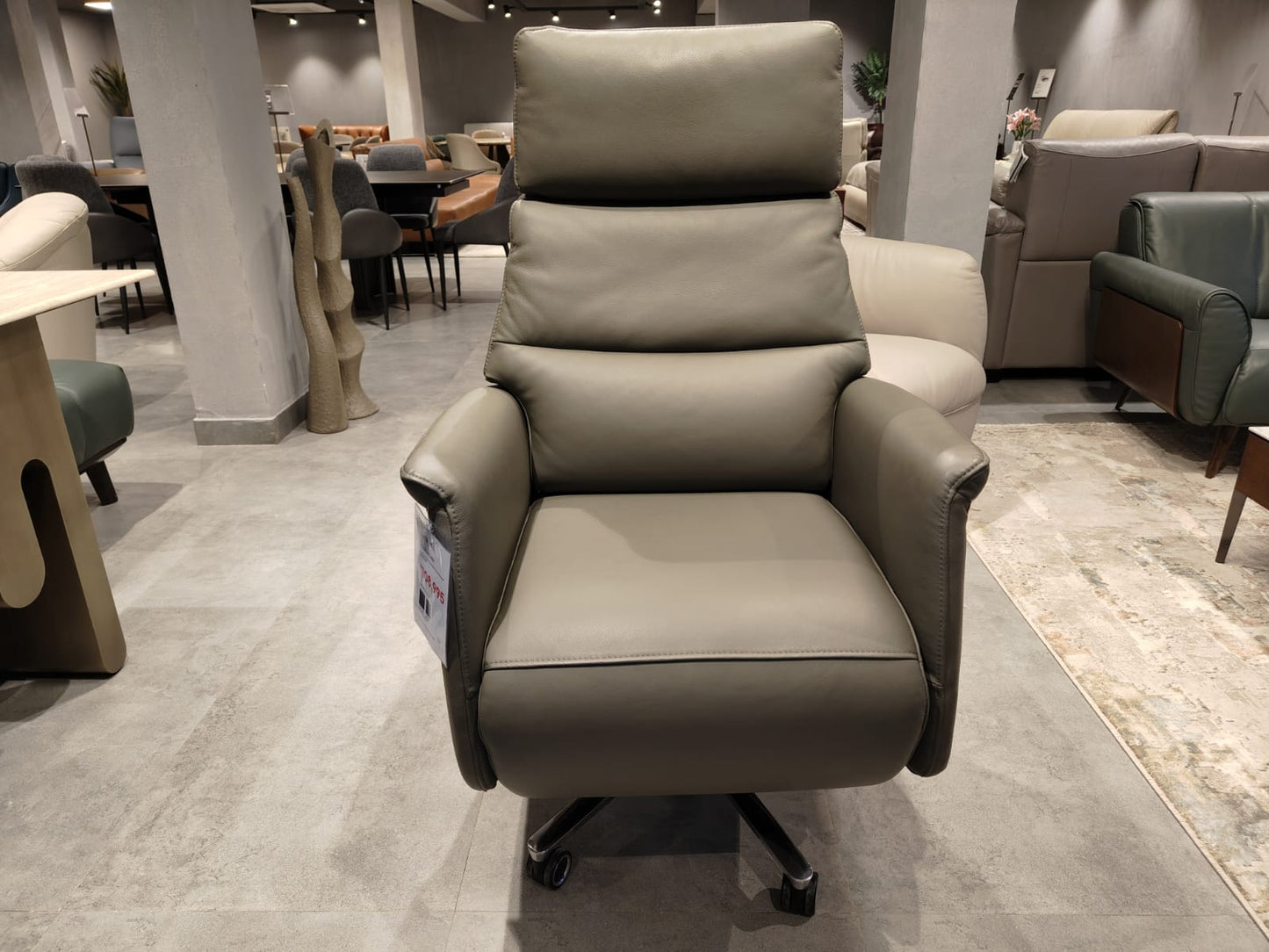 AW2206C-2 - 1 SEATER RECLINER(ELECTRIC) - IND