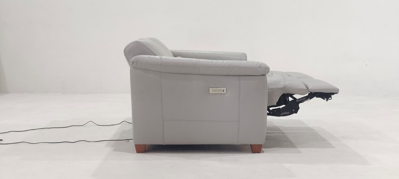 C068-N93-A0BK(3) - 2 SEATER RECLINER(ELECTRIC) - BLR WH