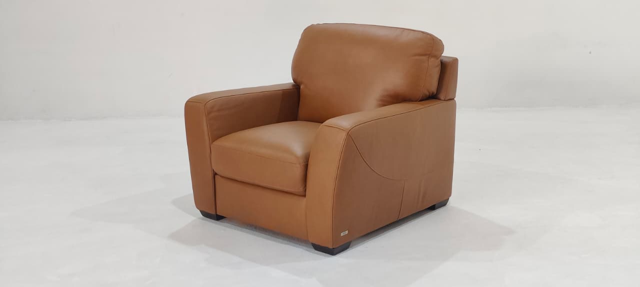 C241-003-A0(2) - ARM CHAIR - BLR WH