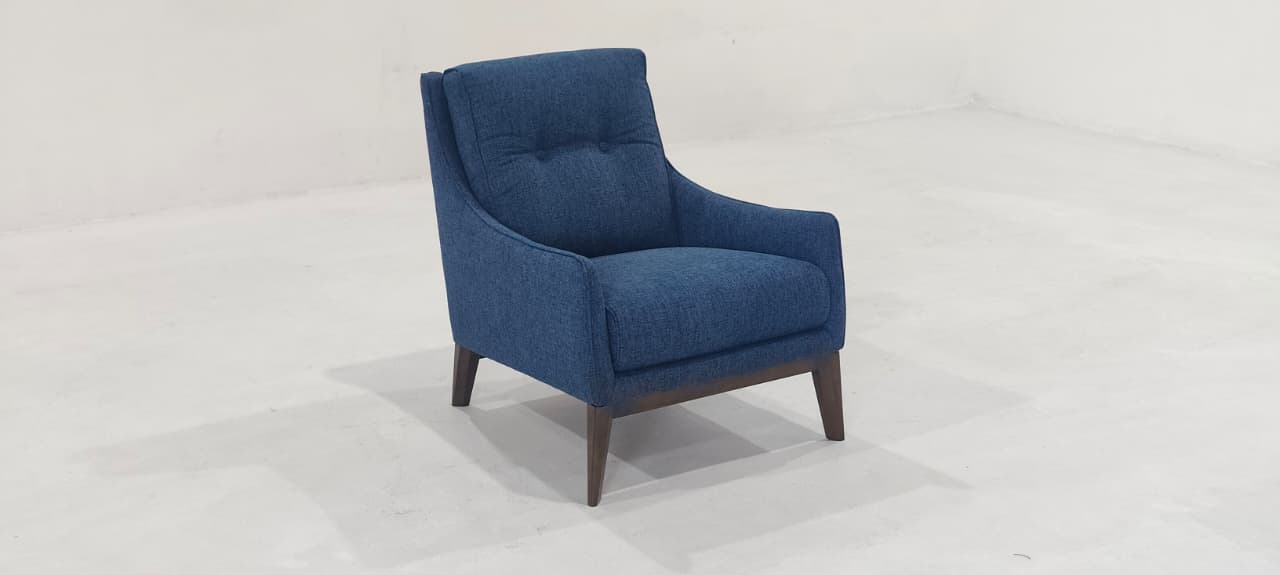 C011-003-78 - ARM CHAIR - BLR WH