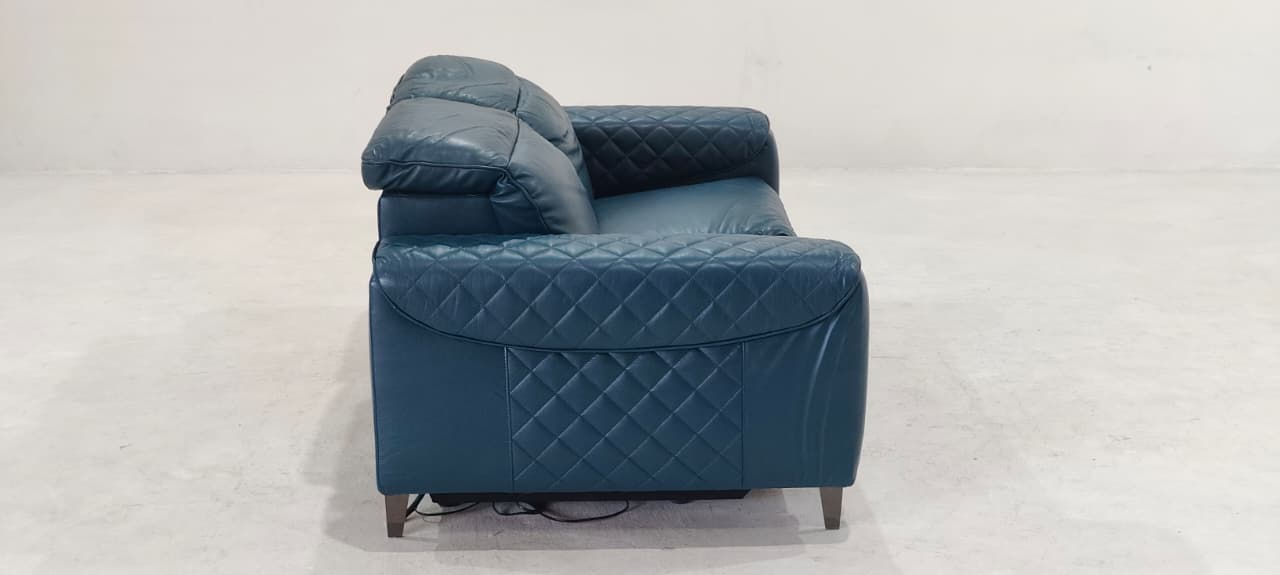 KM.5167(4) - 2 SEATER RECLINER(ELECTRIC) - BLR WH