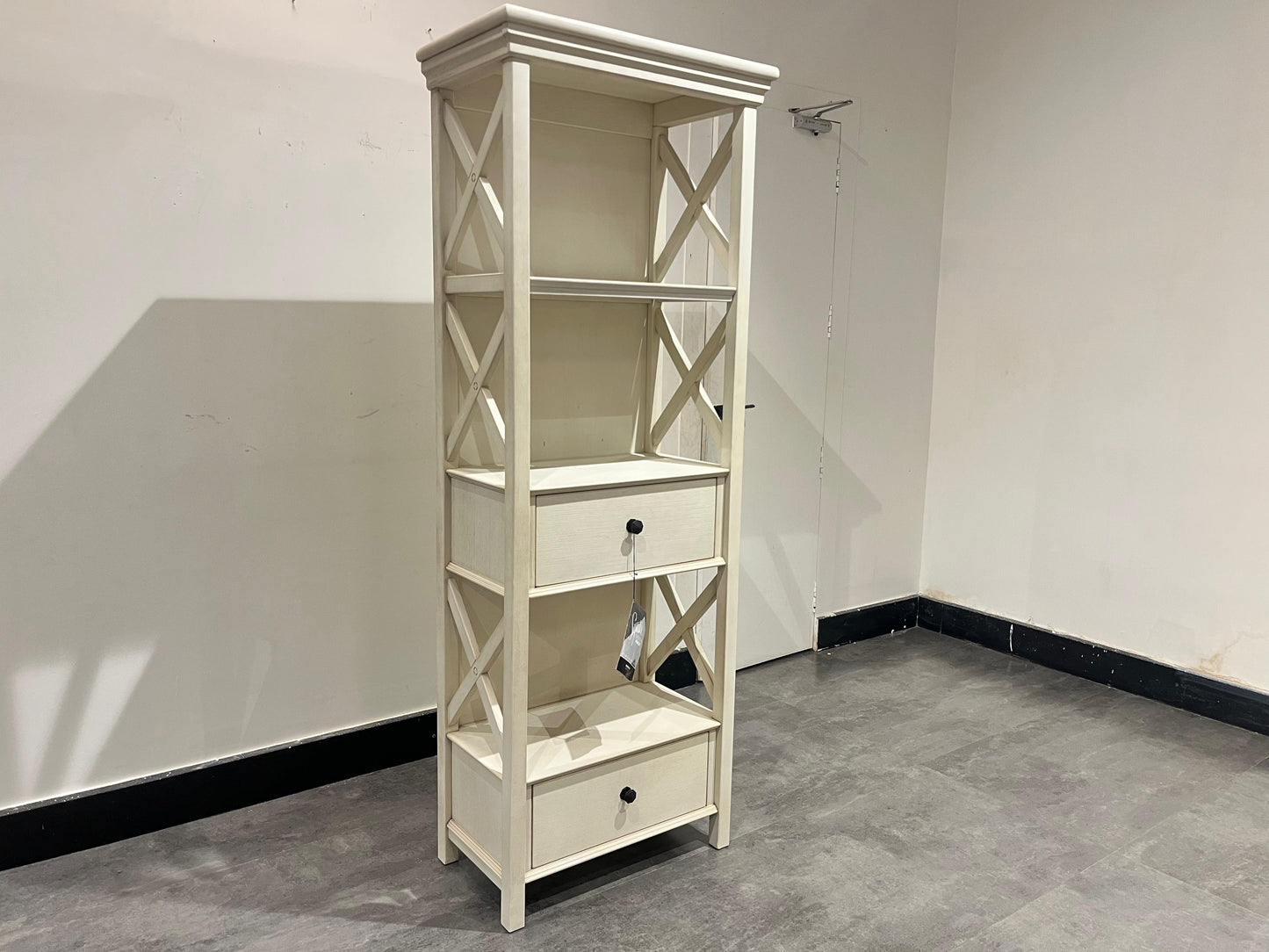 D647-76 - DISPLAY CABINET - NAR