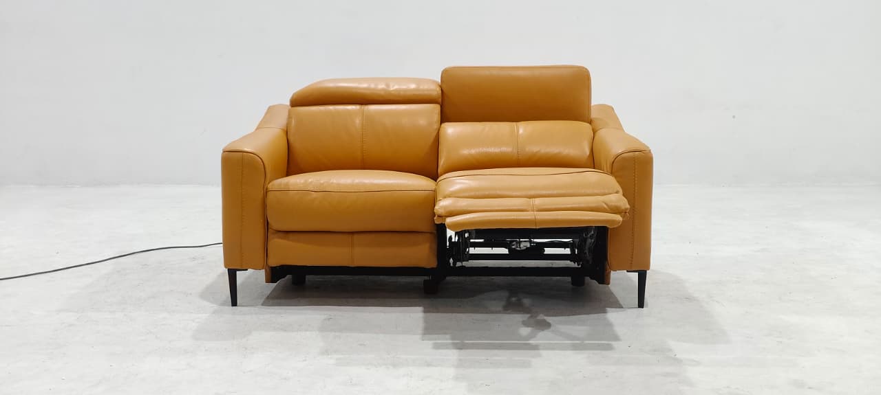 KM.5012(2) - 2 SEATER RECLINER(ELECTRIC) - BLR WH