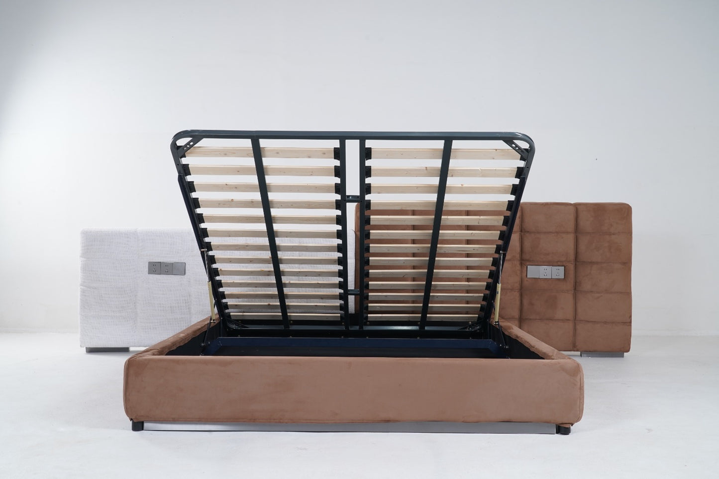A2047(4) - KING STORAGE BED - BLR WH