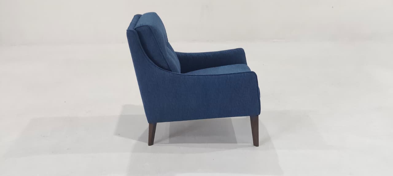 C011-003-78 - ARM CHAIR - BLR WH