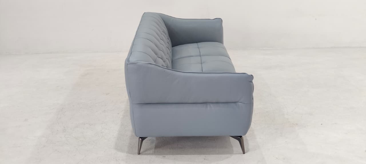KF.150 - 3 SEATER - BLR WH
