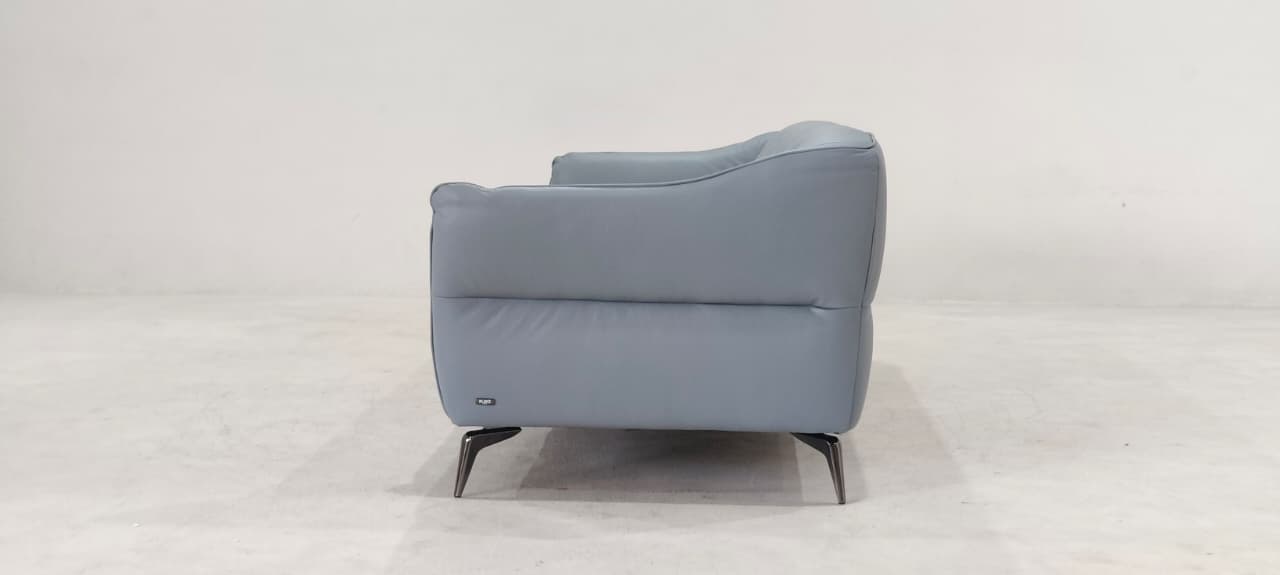 KF.150 - 3 SEATER - BLR WH