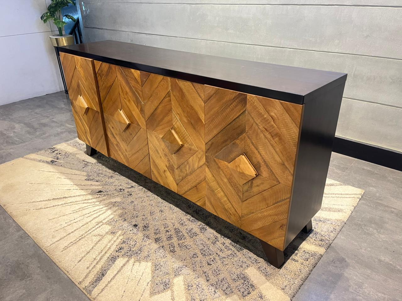 A4000031 - CABINET - NAR