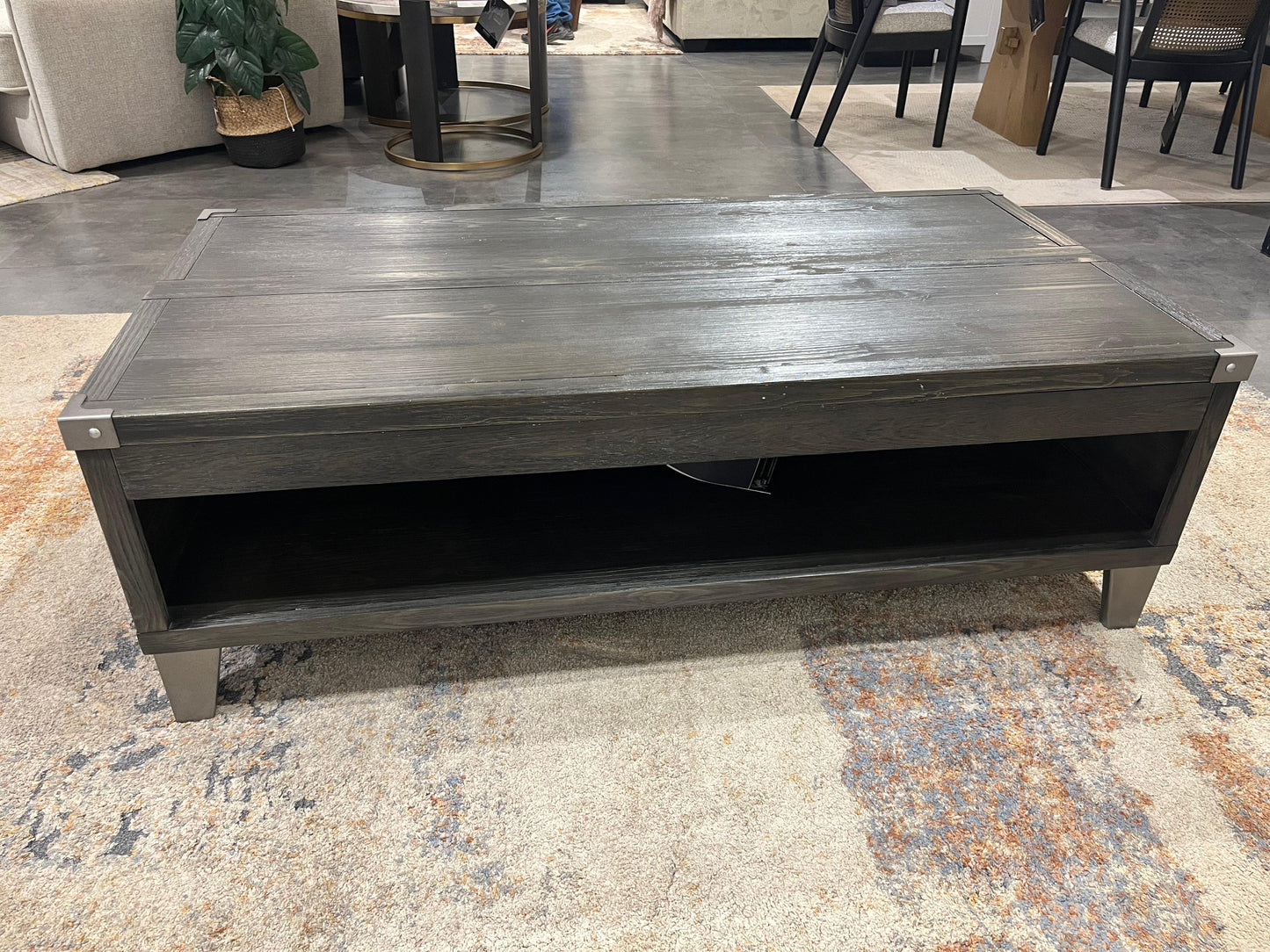T901-9 - CENTRE TABLE - NAR