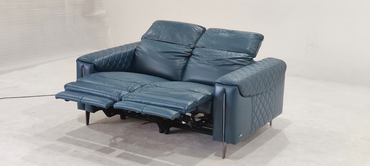 KM.5167(4) - 2 SEATER RECLINER(ELECTRIC) - BLR WH