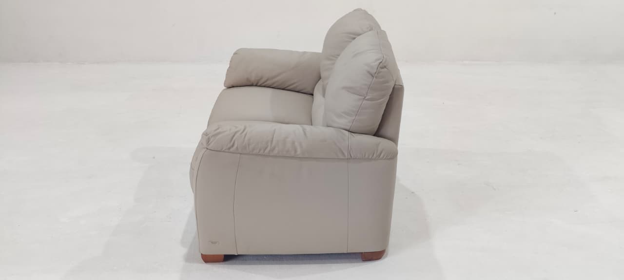 B693-193-A0(3) - 2 SEATER RECLINER(ELECTRIC) - BLR WH