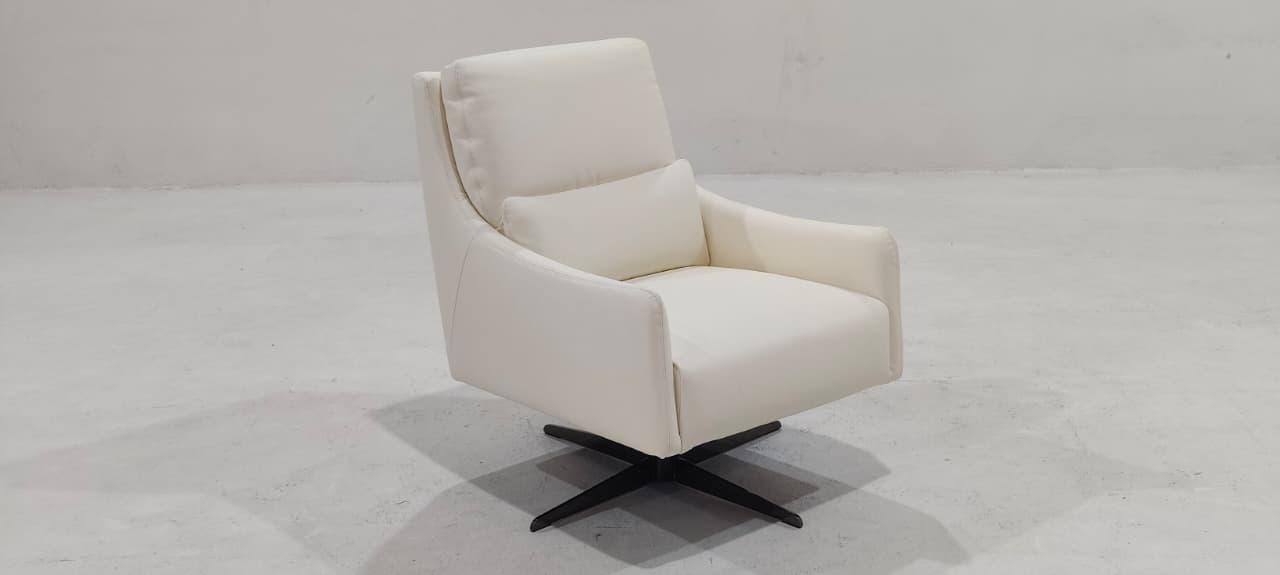 C065-066-10(2) - SWIVEL CHAIR - BLR WH