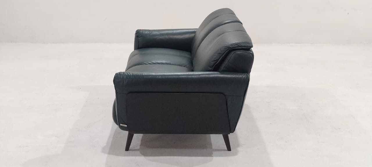 B993-235-24 - 2 SEATER - BLR WH