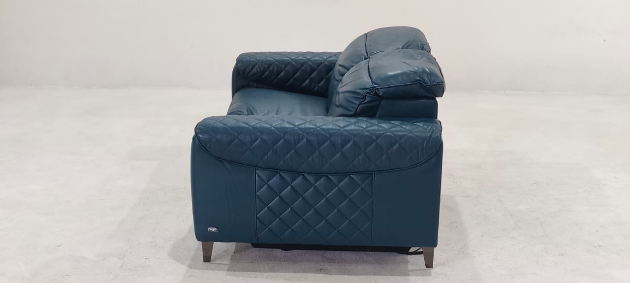 KM.5167(4) - 2 SEATER RECLINER(ELECTRIC) - BLR WH