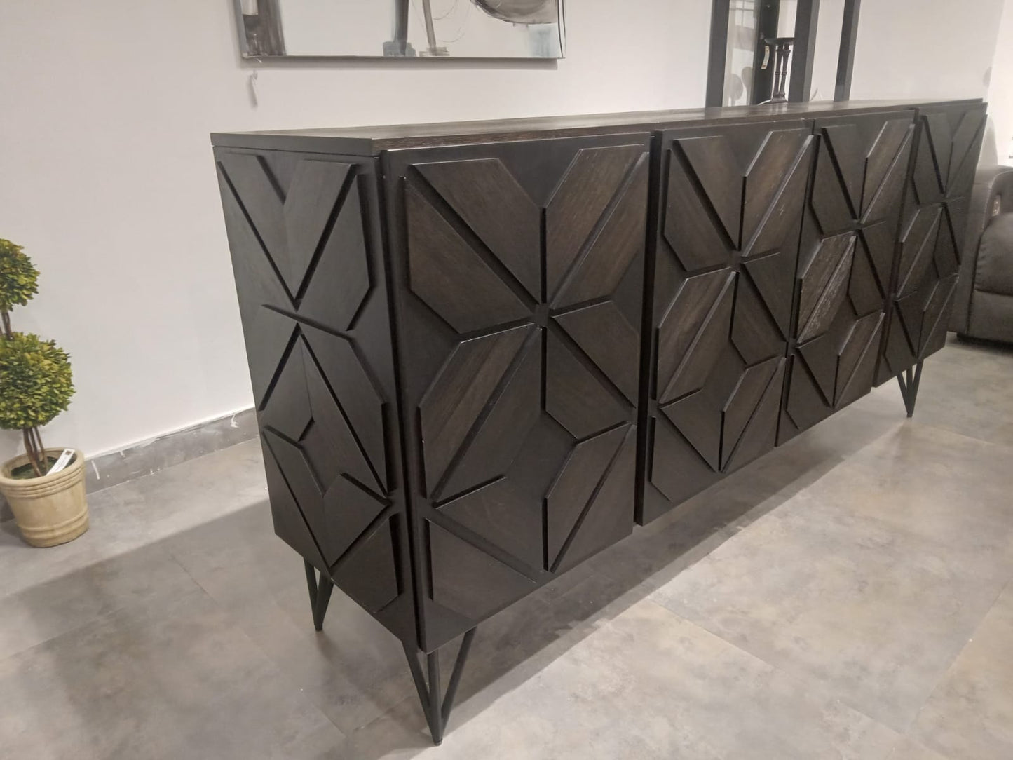 W648-68 - TV STAND - BSK