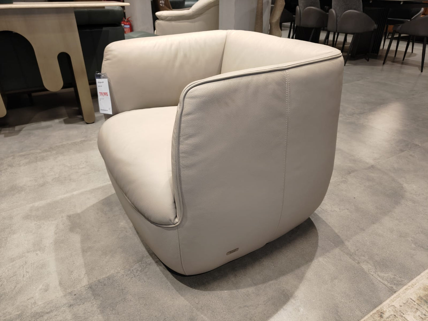 C195-066-A0D0 - SWIVEL CHAIR - IND