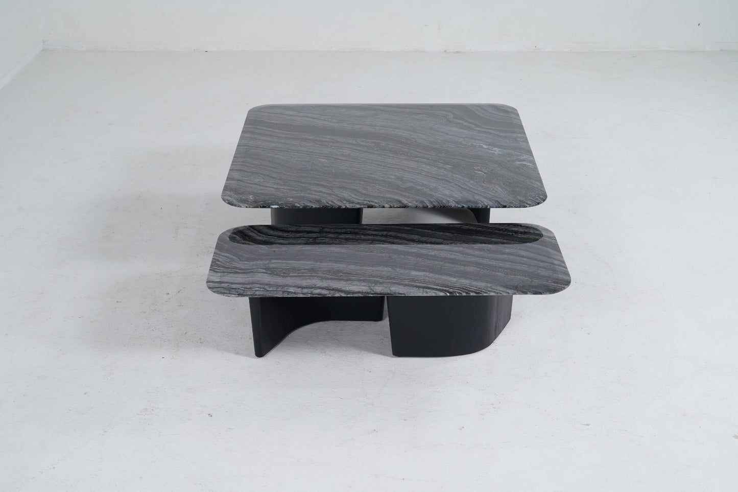 672(2) - COFFEE TABLE - BLR WH