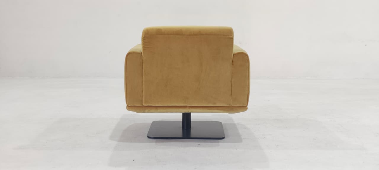C193-066-78 - SWIVEL CHAIR - BLR WH
