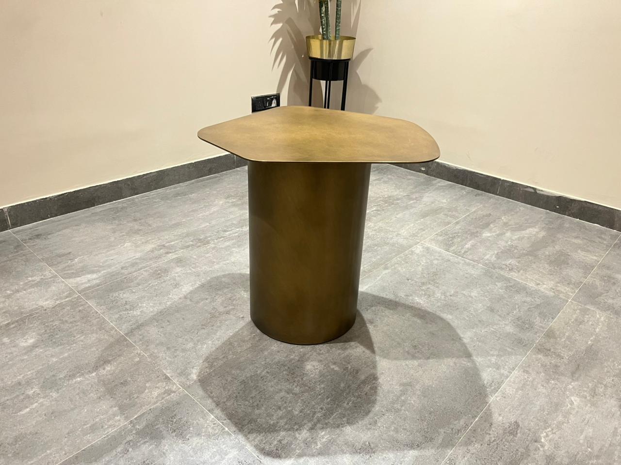 CT1106S-1 - SIDE TABLE - NAR